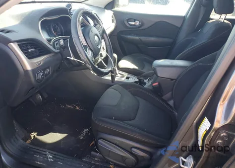 2015 Jeep Cherokee Latitude z USA, uszkodzony, nr VIN 1C4PJMCB3FW697217